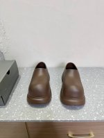 Balenciaga 巴黎世家 25Ss早春新款 一脚蹬 大头鞋 顶级版本原版开发 极致轻量化！众多国内外一线潮流明星上脚加持！ 时髦又兼具舒适感，上脚还很显白