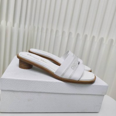 工厂价 迪奥 Dior 2024 春夏新款 DWAY 平底一字拖拼色女鞋 CD字母logo立体刺绣圆柱跟凉鞋 方头粗跟果冻色露趾拖鞋 原版开发市面顶级版本材质: