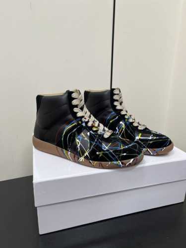 涂鸦 男款 Maison Margiela tibi mm6经典德训鞋高帮版无敌好看，唯一对版 细品多双正品代购回来1比1出模开发！鞋面:牛皮麂皮内里:进口小羊