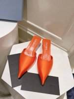 PRADA 普拉达 走秀款高跟鞋2024春新尖头真丝绸缎经典时尚三角跟，简约设计，时尚气质欧美OL拖鞋，真皮大底，35～42 40以上均为定制版