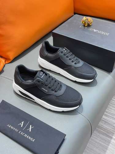 商品名称：Armani 阿玛尼 正规码数: 38-44 休闲鞋 商品材料：精选 牛皮鞋面，柔软羊皮垫脚；原厂特供大底。