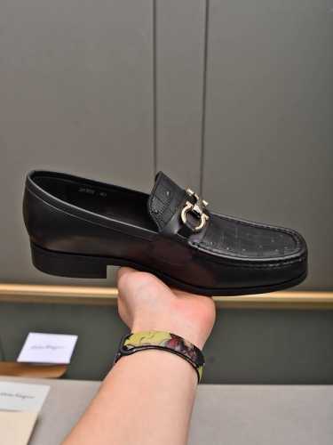 P 跑量原单品质 品牌：Ferragamo 菲拉格慕 码数：男码38 44 45可以定做 等级：官网同款 高端品质男鞋 材料：原版头层小牛皮 水染牛皮内里原版