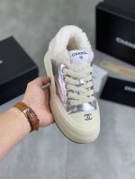 工厂价 实价 高品质 Chanel 24K 秋冬专柜新款 天花板顶级品质 这款靴子真的是小个子福星，厚底5Cma 更精致一点 菱格，显腿瘦，关键是上脚很舒服 鞋