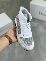 工厂价 实价 Dior 2024迪奥原版系带高帮男鞋 经典款休闲鞋本款是官方主打经典款，1:1质量，原厂名师制作，采用优质牛皮配原版材料舒适透气网布內里猪皮鞋垫