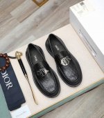 实价 高品质 水染牛里 原单品质dior .迪奥 原单代购、高端商务皮鞋、面料：采用意大利进口开边珠牛皮料水染牛里 牛皮垫脚特供原版橡胶大底、做工精细、实物_拍