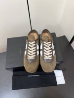 男款40Dries Van Noten Dvn 马拉松复古德训鞋dries Van Noten 春夏系列 设计师通过改造扭曲和颠覆经典元素 打造出实用而富有设计