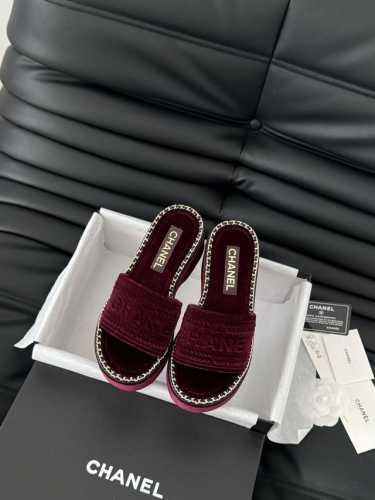 Chanel 25C春夏新款全系列链条拖鞋全系列首发 专柜有的我都有！高版本高品质鞋面牛皮 原版面料 内里羊皮 原版大底Size:35-39 其他码数定