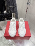 顶级版本 男款 Ferragamo菲拉格慕 最新Gancini系列 厚底 休闲 运动鞋 原版购入开发 做货 这款都市风格休闲鞋大胆融合多种面料，巧妙运用高科技网