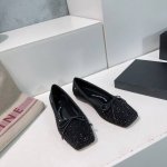 高品质出厂皮面 ！钻面 ！ 顶级品质！ Alexander Wang亚历山大王24Ss秋冬新款水钻方头芭蕾鞋！复古优雅气质 四季款式，搭配什么都很完美！进口捷克