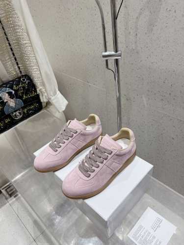 情侣款女 男10 Maisonmargiela Mm6 马吉拉 情侣款针织连袜漏孔德训鞋 休闲运动鞋 原版购入开发 做货 鬼才设计师品牌，一个轻奢品牌 这一款德