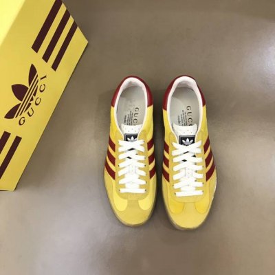 Gucc* X Adidas 22Fw New Arrival G 阿迪 联名板鞋，Adidas经典三线元素与三叶草标志融入gucc*设计元素 大胆的配色夺人眼