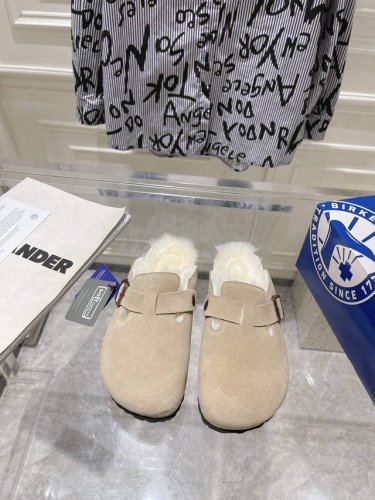 出厂 Birkenstock勃肯羊毛拖鞋单鞋系列 冬日复古暖阳保暖鞋，鞋面原版澳大利亚进口羊皮毛一体，垫脚内里纯羊毛，私模大底 Size：35-40