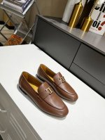 出厂 Tod S托德斯刘诗诗同款平底乐福鞋 专柜新品经典t扣英伦风乐福单鞋，款式简洁大气，舒适时尚淑女气质十足乐福鞋懒人休闲必备面料柔软真皮材质，搭载质感金属，