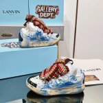 顶级版本 涂鸦 英文涂鸦 Graffiti Lanvin浪凡情侣款Curb运动鞋拼接系带低帮时尚板鞋，涂鸦、泼墨面包鞋滑板鞋高帮鞋一脚蹬 The Curb是一款