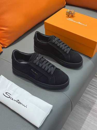 商品名称： 圣东尼 正规码数: 38-44 休闲鞋 商品材料：精选 磨砂牛皮鞋面，柔软羊皮内里；原厂大底。