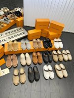 工厂价皮里 ，毛里Louis Vuitton 路易威登 Lv 新款专柜同步发售，鞋面意大利进口专属面料，全进口羊皮内里p，完全1比1复刻，鞋底：特供原版底，独家