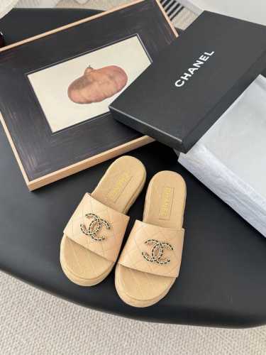 Chanel 25P新款菱格拖鞋春夏新款，高版本高品质。鞋面垫脚羊皮，原版大底。Size:35-39 其他码数定做
