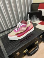 出厂价： Dsquared2男士logo印花及踝运动鞋d二次方 官网最新版， 大气十分亮眼 男士休闲鞋 原版1:1大底 独具时尚前卫气息 ，更显尊贵！是潮男的首