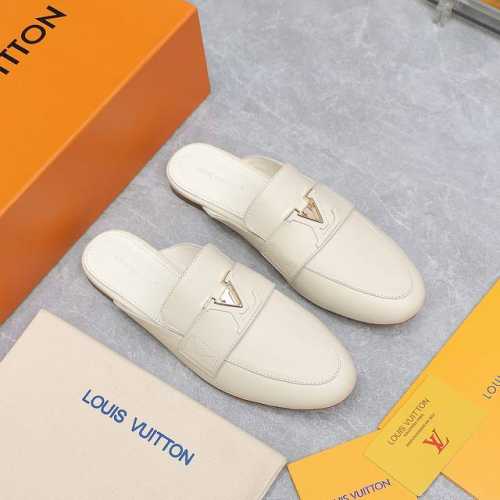 Lv 路易威登 早秋新款 顶级版本 专柜主打最新款 平底乐福鞋 硬货上新 原版开模手工包扣+电镀工艺满满的工艺 代购级别！高级感十足！国内外博主刷爆的一款，复古