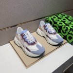 出厂价 DG～ 情侣装休闲鞋 2025z柜同步发售 码数:35-44# 1个颜色鞋面选用多材质拼接真皮内里，舒适透气，鞋底：原版舒适耐磨大底，实物拍摄实物更赞