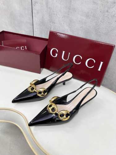 gucci 古琦 古驰高端精品 工厂全力打造ｇ家系列 原版开模金属色胶扣个性十足！既彰显了金属的质感又解决了金属的繁重；复古港风轻松而得当的无负担驾驭怦然心动的