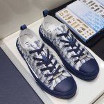 Diorkaws重磅联名早春新款 B23新潮百搭 注定是引爆主流的超级单品！鞋面：采用独家定制原版磨砂珍珠闪pvc半透明胶片拼接迪奥品牌专用logo面料[福]大