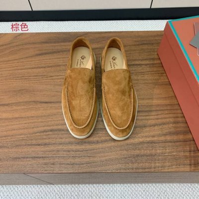 冲量价: Loro Piana 光面乐福鞋。意大利顶级羊绒复古优雅低调奢华。时尚性与皮料实用性同样兼具依然全网最高品质。鞋面羊京丝质柔滑。手工缝线，水染皮里，原