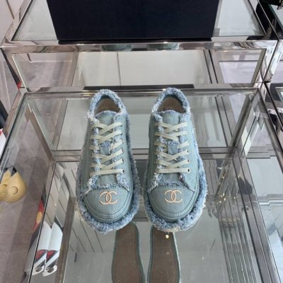 Chanel 香奈儿 24Ss 新款流苏 刺绣 帆布鞋 休闲运动鞋 这款 流苏 厚底运动鞋是一款时尚单品，提升该系列的格调。可为各式休闲造型增添时髦气质 面料: