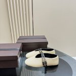 Alaia｜法国高端一线高定品牌 Azzedinealaia:时尚界最后的手艺人 只忠于展现女性身体曲线的裁剪之王 始创于1979年的品牌alaia 一直主售时