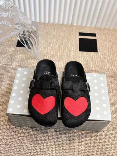 情侣款Birkenstock 勃肯 包头半拖鞋人体工程学设计 软木乳胶鞋床 轻便舒适 脚感满分 脚蹬上就能走 穿脱超方便。码数：35-45