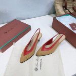 高品质出厂 ！顶级品质！Loro Piana 乐悠翩雅 25春夏女巫复古高跟、平底后空凉鞋！ Lp是意大利顶级奢侈品牌 低调奢华 设计都是一贯纯色系 简单、细节