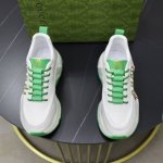 出厂价：品牌：古奇gucci标准码：38-44 45订做等级：官网同款材料：原版面料 舒适羊皮内里 增高轻便耐磨柔软大底款式类别：男士时尚休闲鞋 跑步 运动鞋