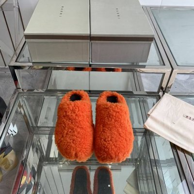 Marni 毛拖超舒适光腿穿 回头率满分一年四季都能随意出门就穿博主热门单品推送码数:35-44