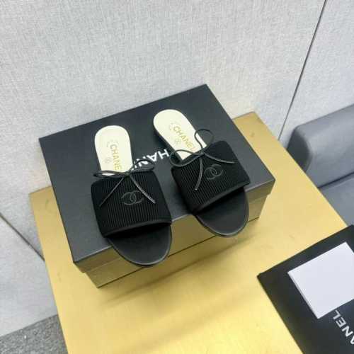 出厂价 Chanel 香奈儿 24Ss 蝴蝶结 拖鞋 蝴蝶结的点缀，上脚美到爆，简简单单，夏天必须要有的小凉鞋 对版开发，随便暴走不磨脚，称霸整个秀场的一字带拖