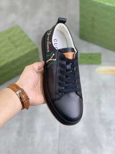工厂价 实价 古奇gucci 官网最新款休闲时尚男鞋，爆款版型简洁大气，潮男专属.独有的官网最新品牌双g素元素古奇原版装饰，时尚又大方，面料原版小牛皮，全进口头