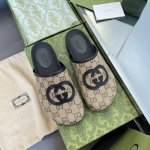 新品gucci男女同款情侣穆勒鞋 包头拖鞋 官网同步，原版一比一复制，最高版本所有材质细节均与yb一致 常年做货。尺码36-47 454647定制不退换 这款拖