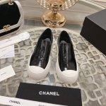Chane2024专柜顶级休闲款大头鞋这款经典设计；鞋面多种工艺电绣的风格；大底却时尚运动；不平凡的拥入了多种配色元素 多元化混搭非常好看百搭，休闲，时尚，运动