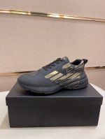 工厂价 阿玛尼 Armani Exchange 官网最新款 Ax时尚休闲男鞋，爆款版型简洁大气，潮男专属.独有的官网最新品牌元素元素原版装饰，时尚又大方，面料原