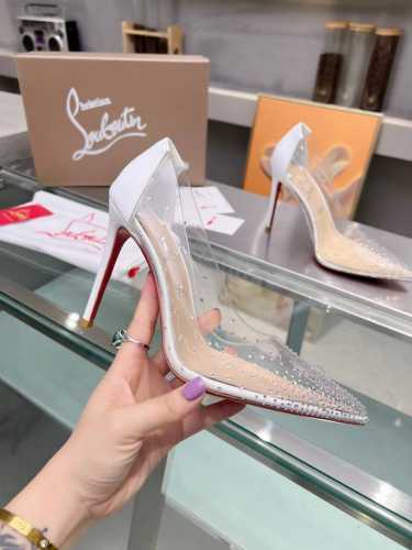 ChristianLouboutin路铂廷 CL红底鞋‖ 全球限量！来自拉斯维加斯的祝福灵感来自拉斯维加斯的炫彩霓虹手工制作，精致工艺收藏级作品绝对吸睛的存在透