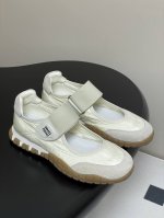 p330- miumiu 缪缪 25Ss Tyre系列春夏新款 饼干鞋 阿甘鞋休闲运动鞋 轮胎德训鞋 玛丽珍鞋 miumiu最新爆款 前卫大胆的设计，风格融于此