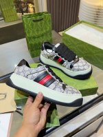 实价 。2024新款，顶级版本原版购入开发做货，品质100 99.99免检.跑量价 这款运动鞋采用gg帆布材质。紫色皮革细节以鲜明对比为单品增加深度，细节更显丰