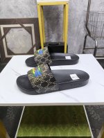 实价 情侣款 GUCCI-古奇 百搭休闲拖鞋，进口原版材质，羊皮内里 高档舒适，原版大底轻盈耐磨！纯手工制作，细节决定品质！37-44 35.36.46.47定