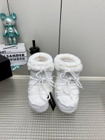 出厂 高版本 Moon Boot Vs秋冬最新款雪地靴系列 丑萌雪地短靴 忘了ugg吧，时髦人都在穿moon Boot雪地靴 如果你难以接受ugg的复兴 那现在
