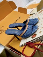 已认证 Lv 路易威登 24 春夏新品 顶级版本 专柜主打最新款牛仔布单鞋 硬货上新 代购级别！高级感十足！国内外博主刷爆的一款，复古又时髦 上脚美炸了！官网主