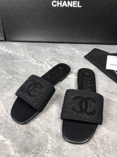 出厂价310Chanel早春爆品编织凉拖鞋 材质：原版编织 内里：原版羊皮 大底：真皮大底 码数: 35-39（40，41，42定制不退换）