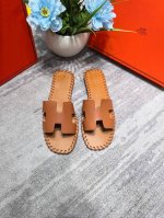 橙子出厂价 HERMES 爱马仕 夏季经典平底H拖鞋 旅游度假沙滩凉拖面料：编织码数：35-42