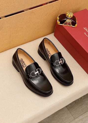 商品商标：Ferragamo 菲拉格慕 休闲皮鞋 正码码数: 38-44 45订制 商品材料：精选 进口头层开边珠牛皮鞋面+奢华五金扣，进口水染牛皮内里。强烈立