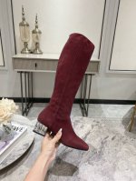 Miu*Miu2024Ss秋冬新款钻跟短靴裸靴 长靴！ 简约名媛款！秋冬限定款 柜台非常难买到， 看着很美腻的样子 其实非常软巨好穿！脚感超赞！不管腿粗腿细 都