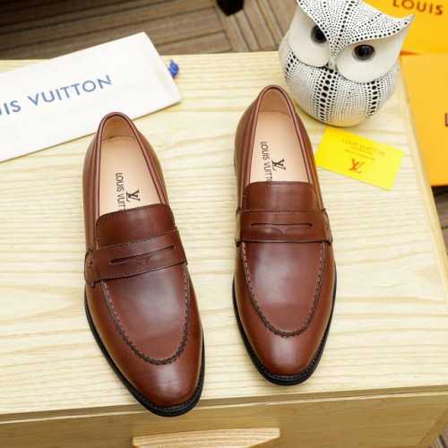 LOUIS VUITTON 里 路易威登 新款男士休闲商务皮鞋官网原版复制，鞋面采用进口官网1:1材料制作意大利牛皮面，水染内里绝非一般的工艺制造，大厂工艺流程