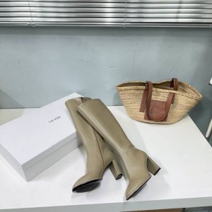 高品质出厂长 ！小众潮牌the R0W24Ss秋冬新款粗跟圆头短靴长靴！强烈推荐！极简主义设计，简约百搭！ 时髦精纷纷上脚 真的无敌显腿长 舒适度和百搭程度都是